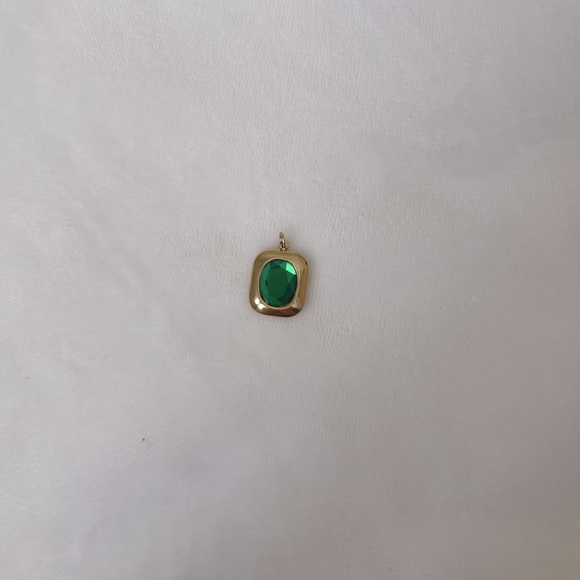 18k Gold plated Emeral beads Necklace - Picture 7 of 8